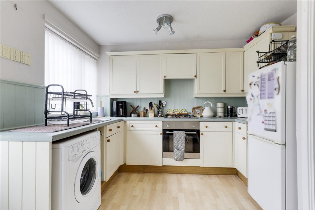 Holkham Close, Arnold, NG5