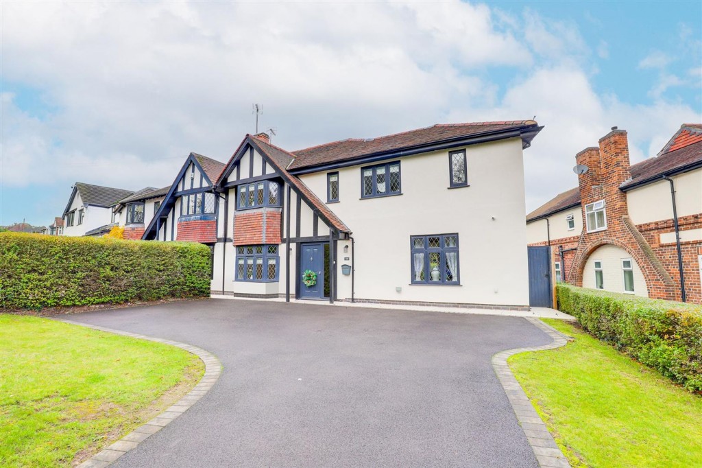 Loughborough Road, West Bridgford, NG2