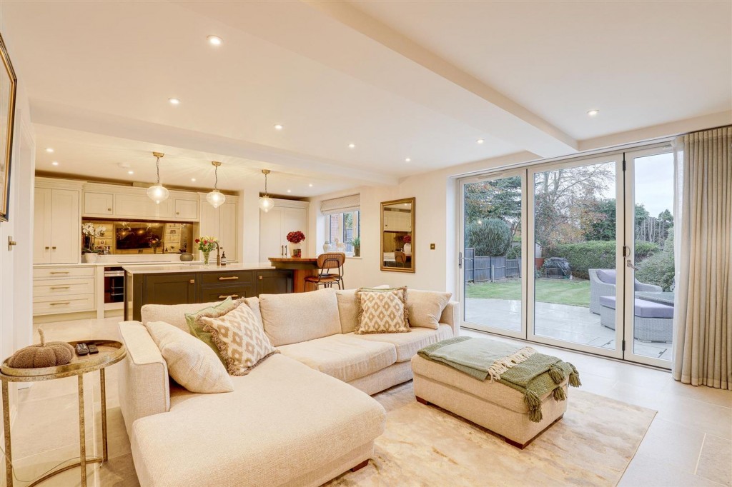 Loughborough Road, West Bridgford, NG2