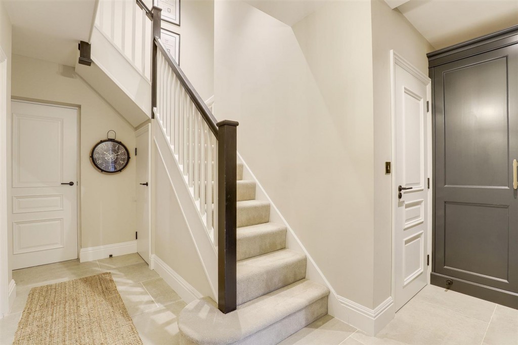 Loughborough Road, West Bridgford, NG2