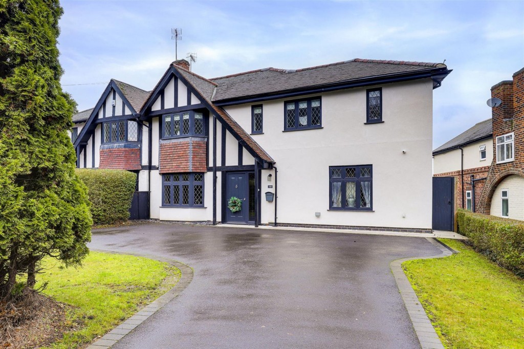 Loughborough Road, West Bridgford, NG2