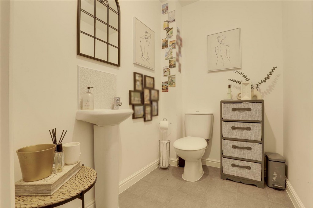 Robinson Close, Edwalton, NG12