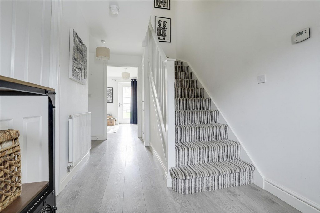 Robinson Close, Edwalton, NG12