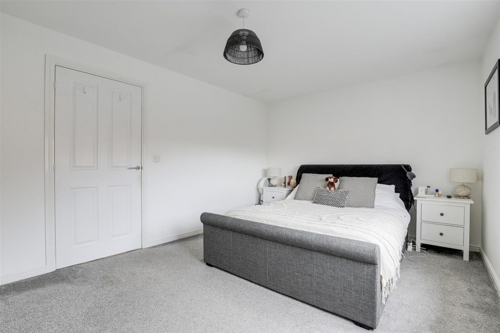 Robinson Close, Edwalton, NG12