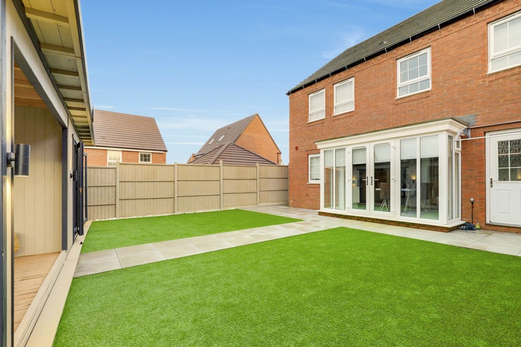 Saturn Road, Mansfield, NG18