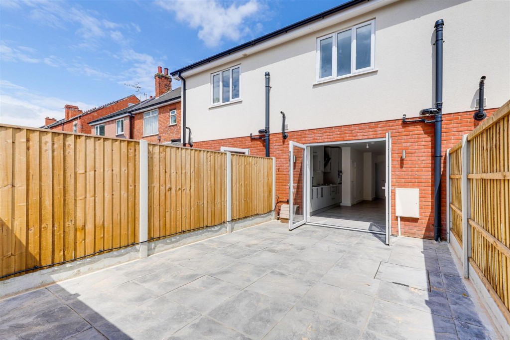 Merchant Street, Bulwell, NG6