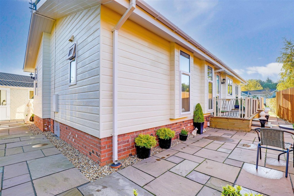 Moor Lane, Calverton, NG14