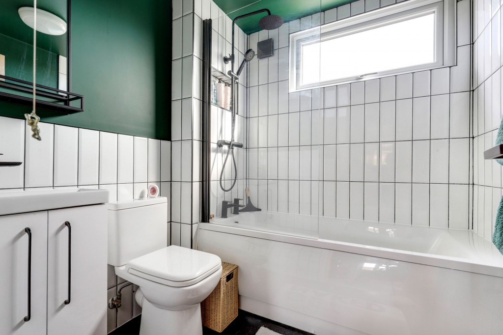 Gorman Court, Arnold, NG5