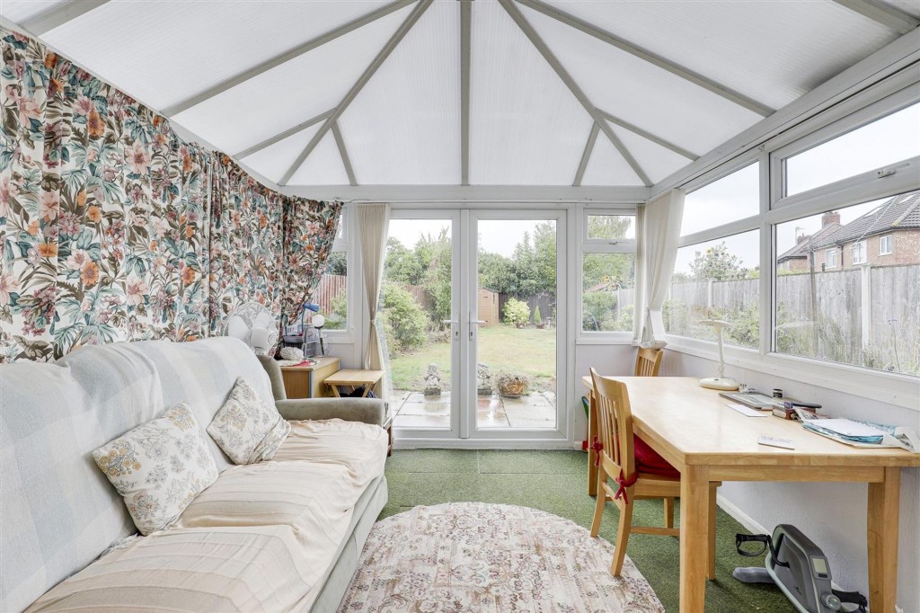 Roy Avenue, Beeston, NG9