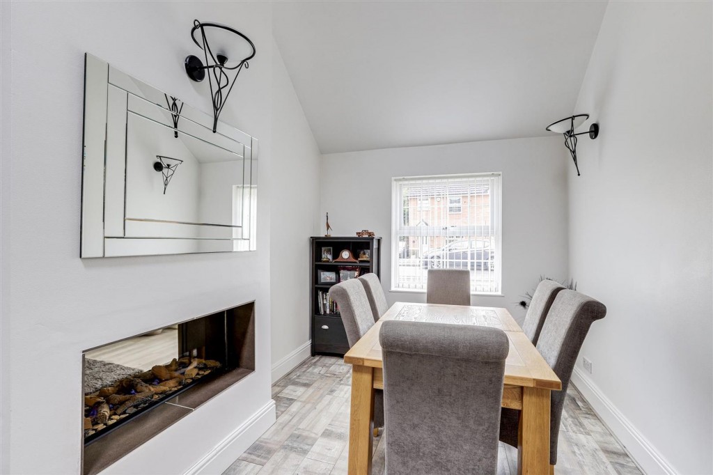 Lonsdale Drive, Toton, NG9