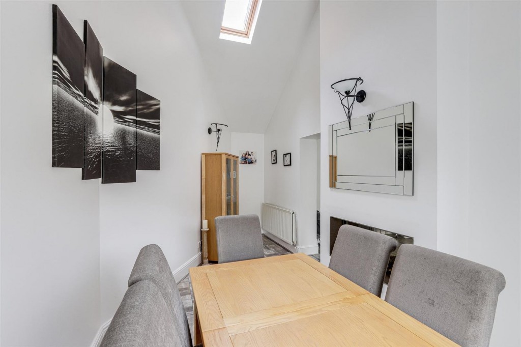 Lonsdale Drive, Toton, NG9