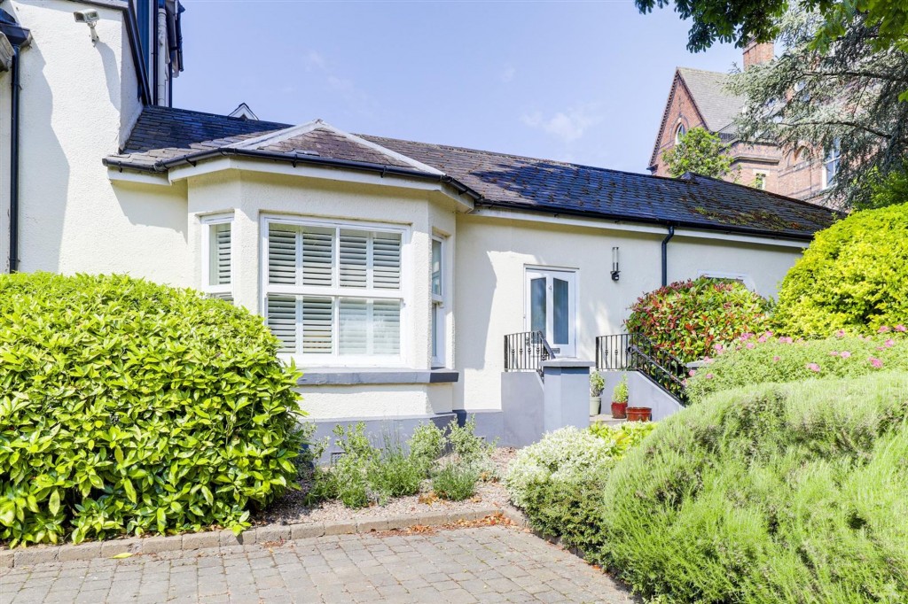 Cavendish Crescent North, Haddon House Cavendish Crescent North, NG7