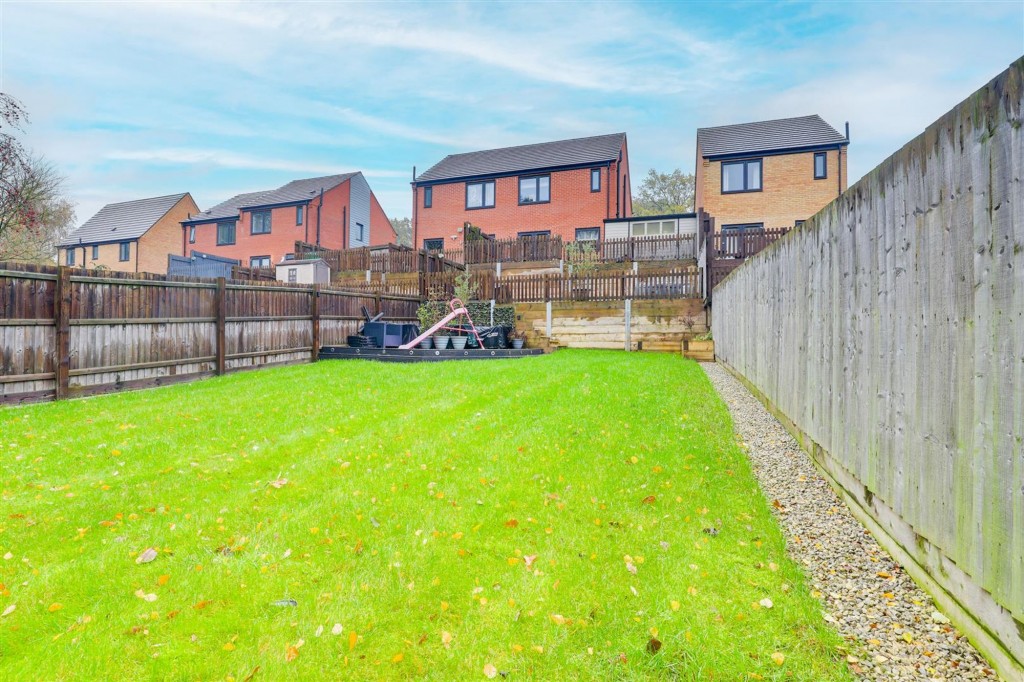 Country Crescent, Nottingham, NG6