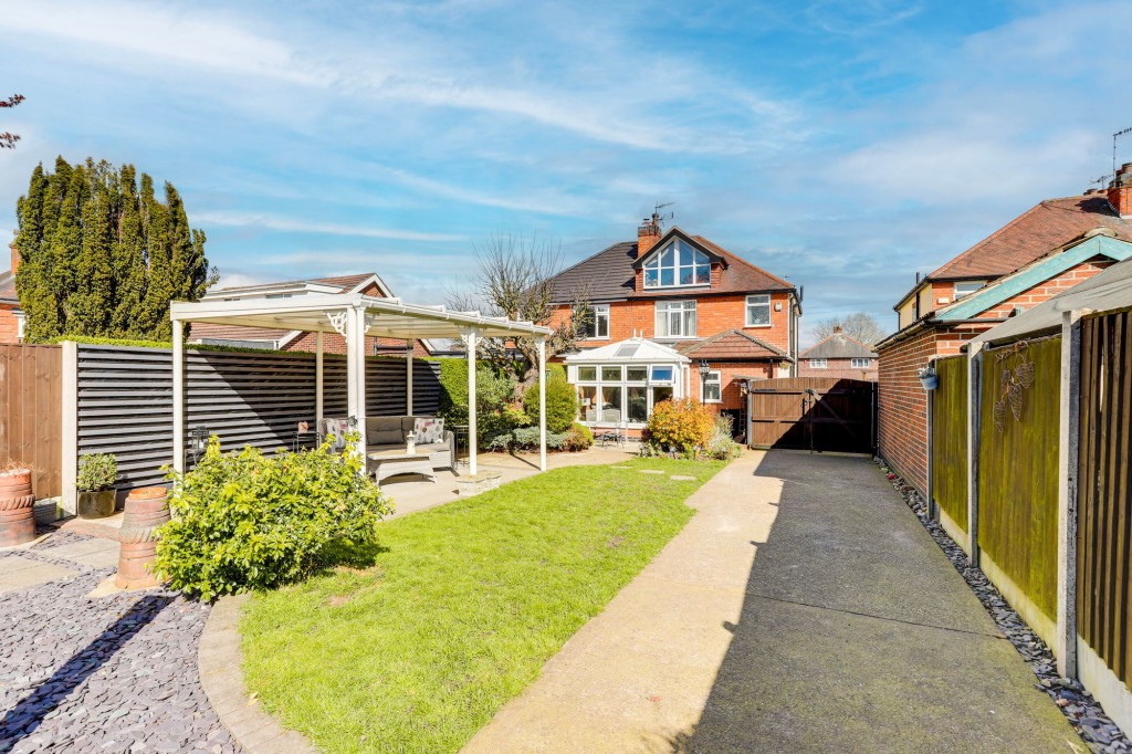 Nottingham Road, Hucknall, NG15