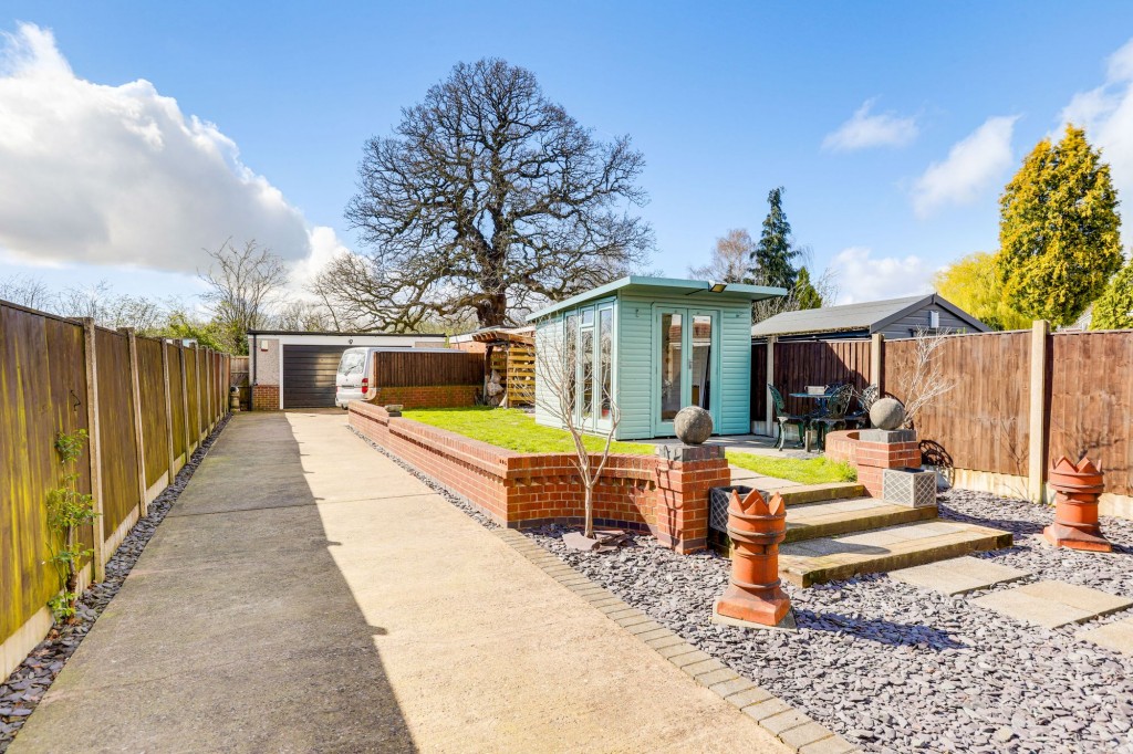 Nottingham Road, Hucknall, NG15