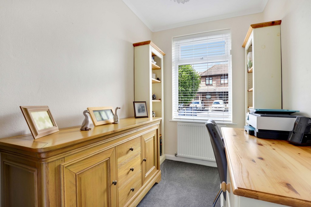 Elm Avenue, Sandiacre, NG10