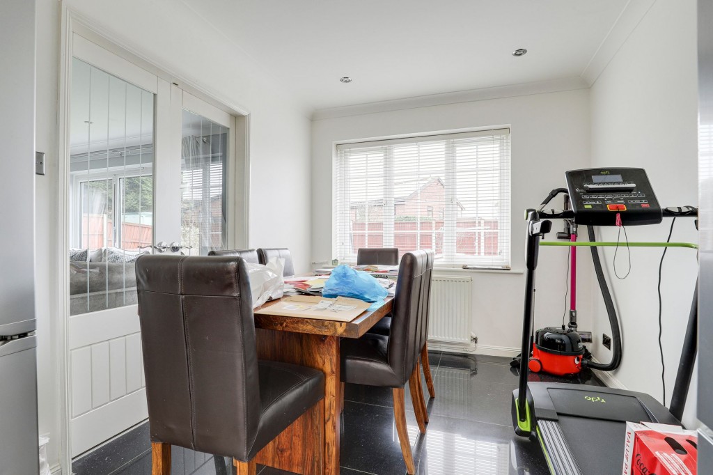 Headingley Gardens, Nottingham, NG8