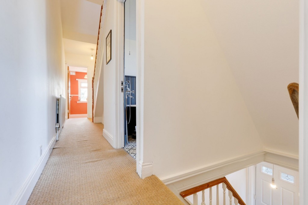 Garden Road, Hucknall, NG15