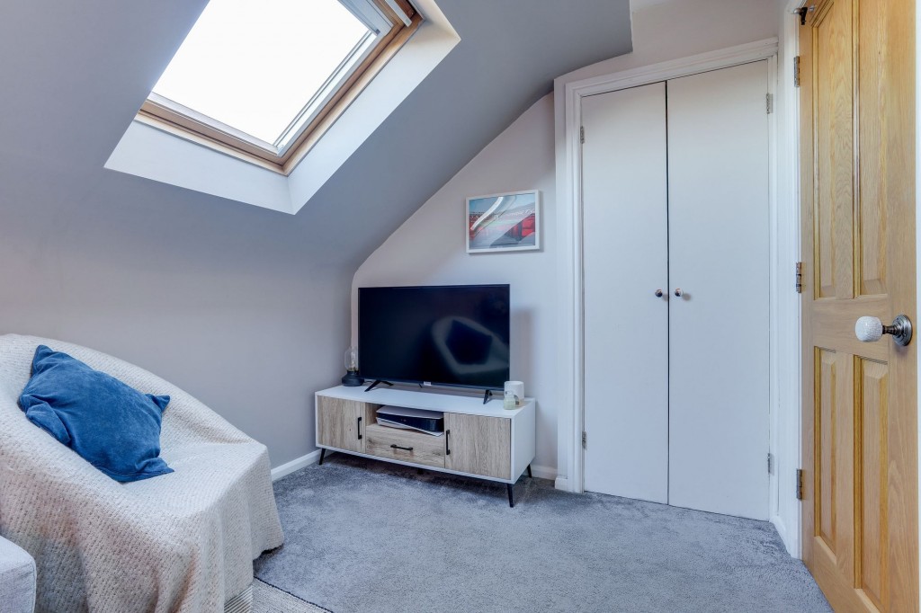 Garden Road, Hucknall, NG15