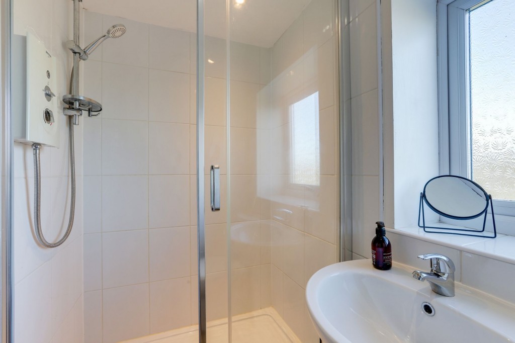 Garden Road, Hucknall, NG15