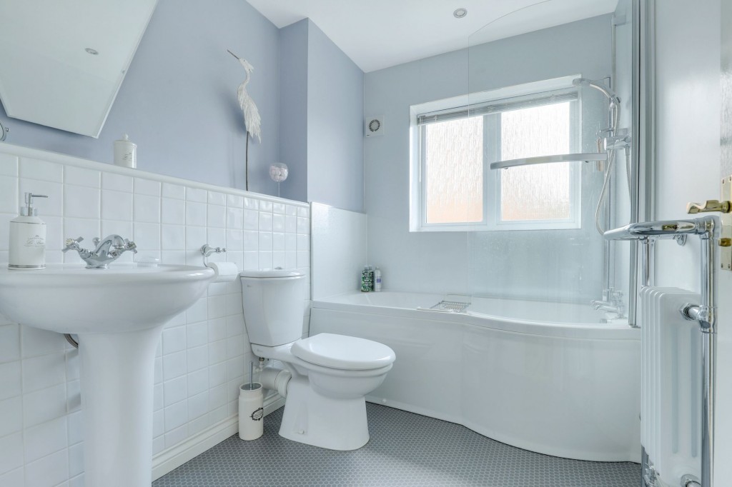 Wenlock Drive, West Bridgford, NG2