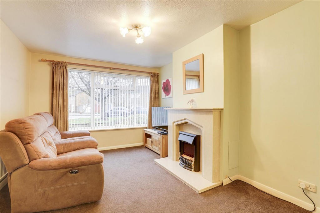 Dovedale Avenue, Long Eaton, NG10