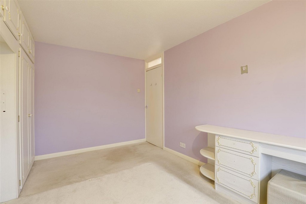 Dovedale Avenue, Long Eaton, NG10