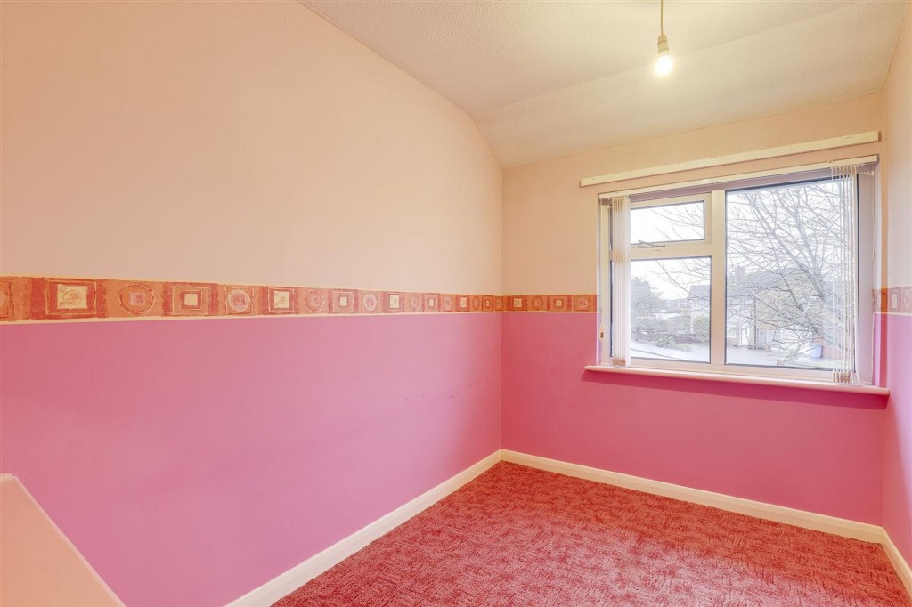 Dovedale Avenue, Long Eaton, NG10