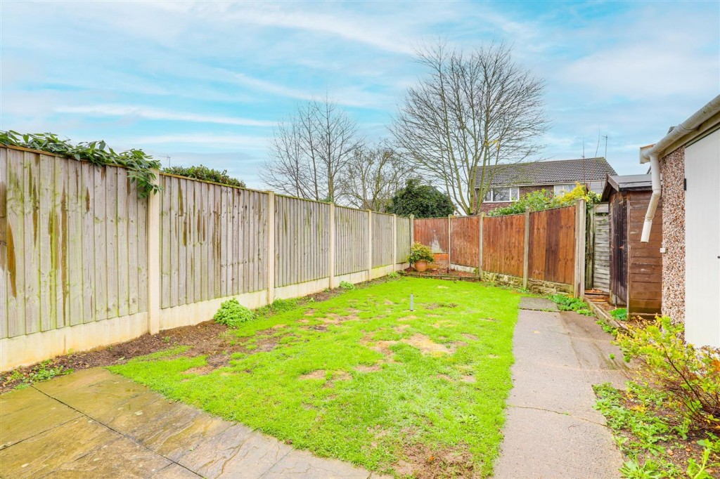 Dovedale Avenue, Long Eaton, NG10