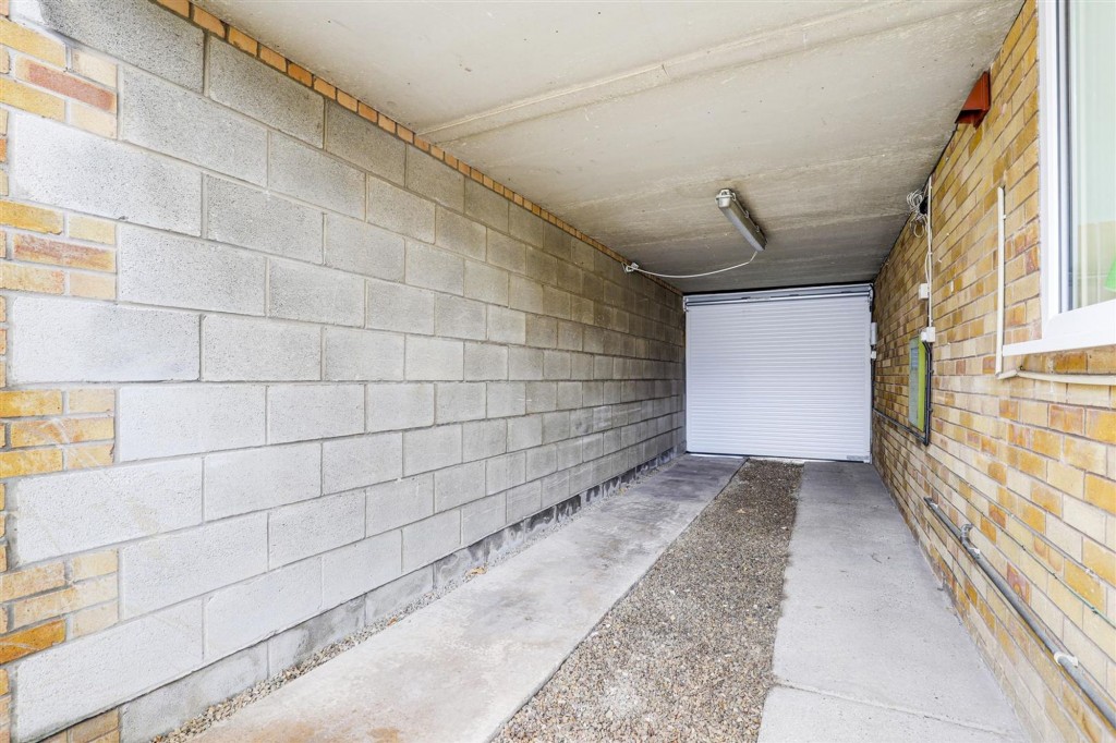 Dovedale Avenue, Long Eaton, NG10