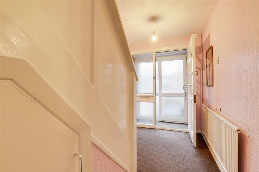 Dovedale Avenue, Long Eaton, NG10