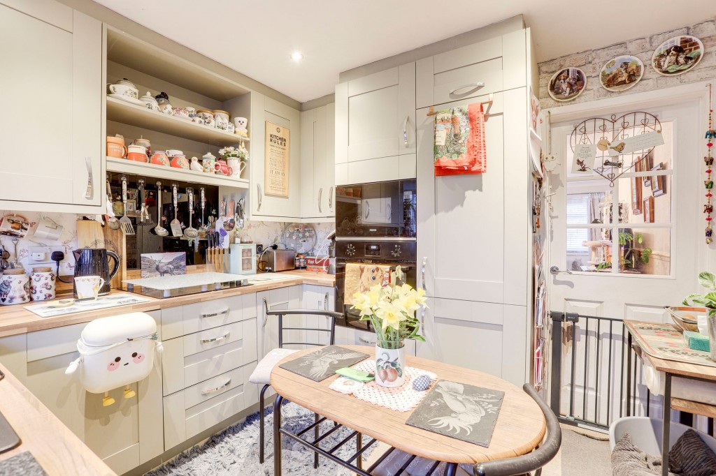 Springwood Gardens, Woodthorpe, NG5