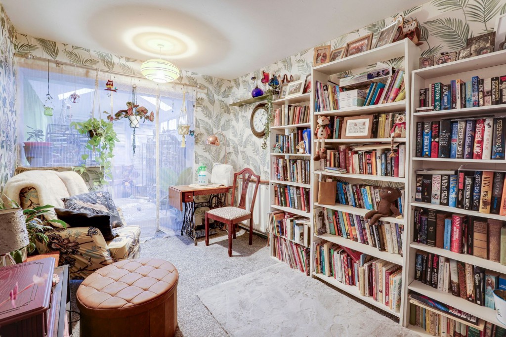 Springwood Gardens, Woodthorpe, NG5