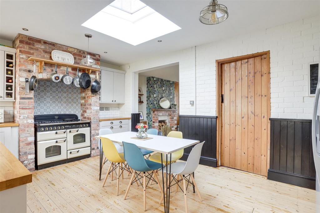 Annesley Road, Hucknall, NG15