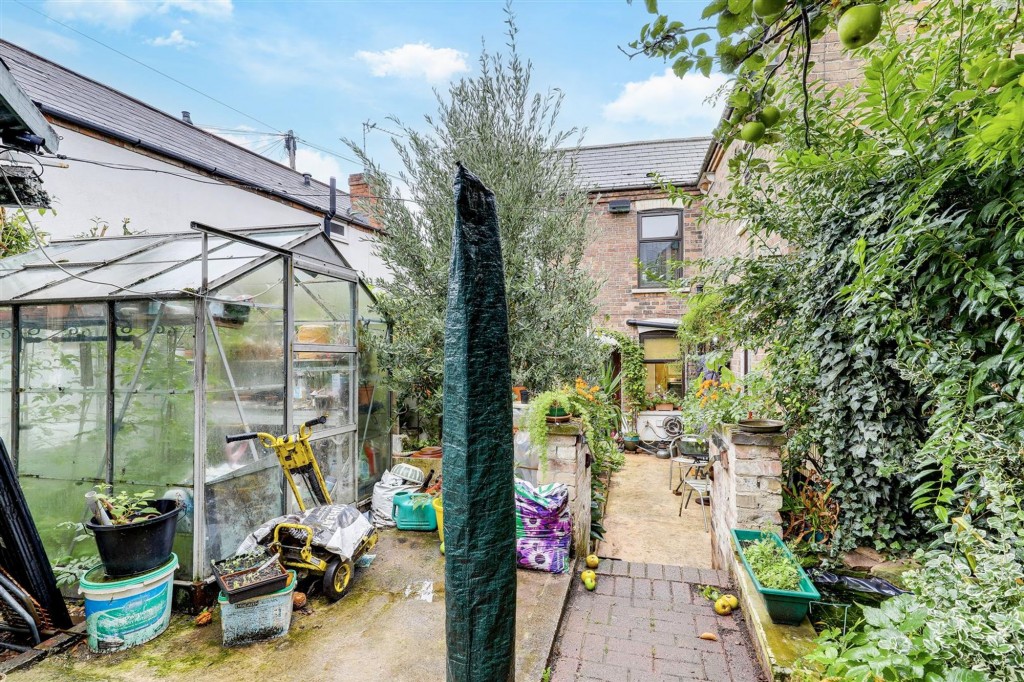 Carlton Hill, Carlton, NG4