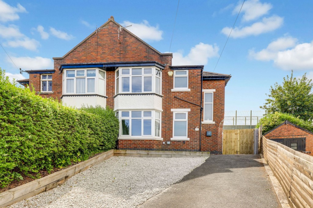 Ampthill Rise, Nottingham, NG5