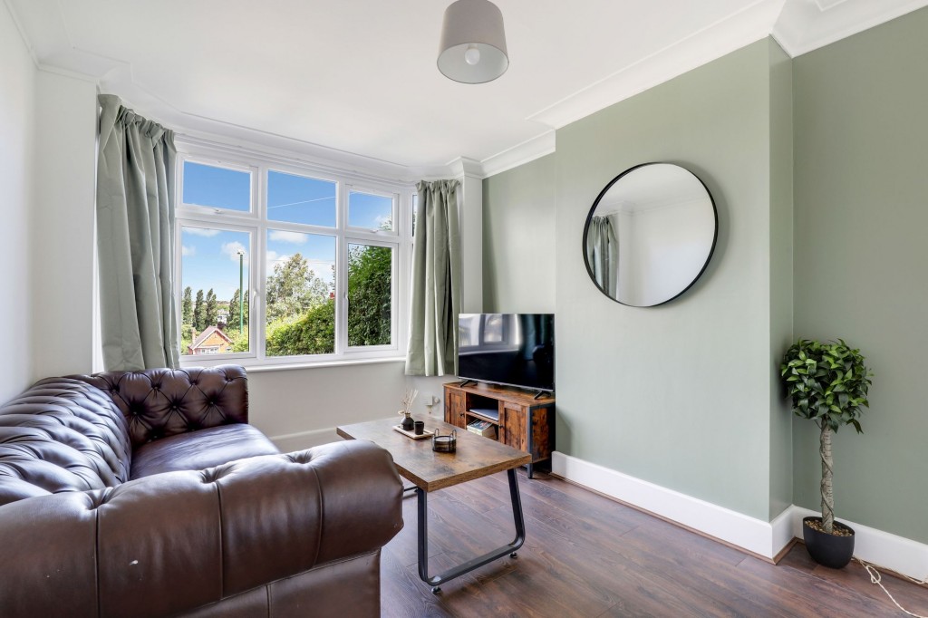 Ampthill Rise, Nottingham, NG5