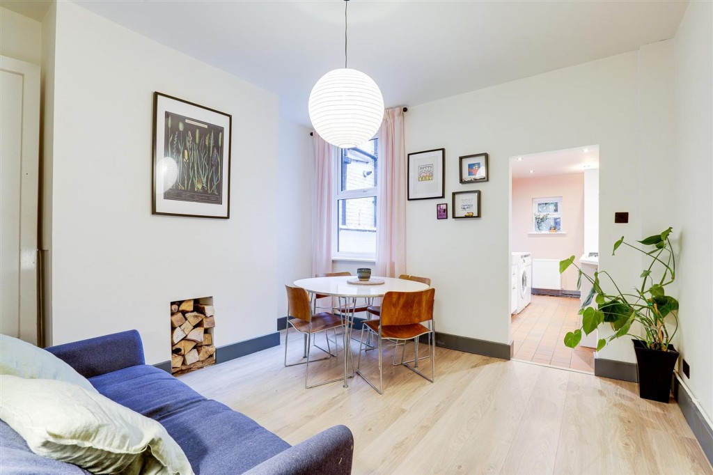 Central Avenue, New Basford, NG7