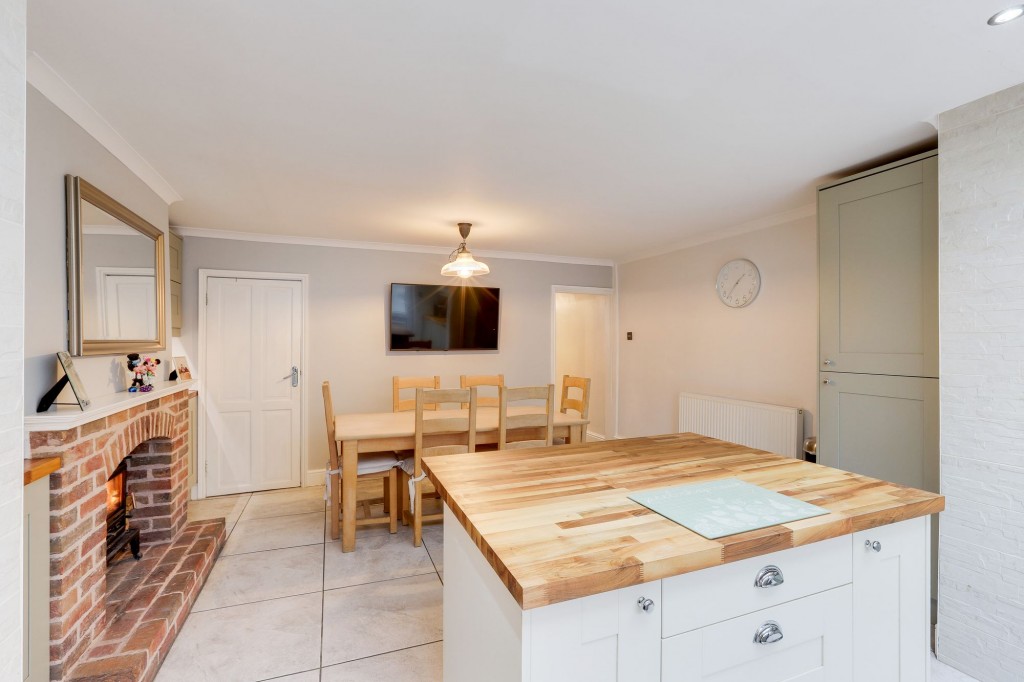 West Terrace, Hucknall, NG15