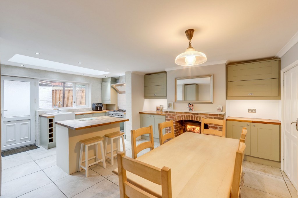 West Terrace, Hucknall, NG15