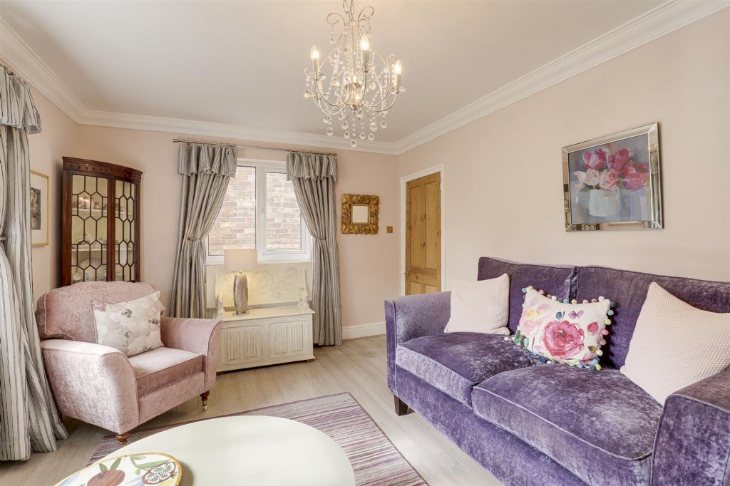 Victoria Avenue, Borrowash, DE72