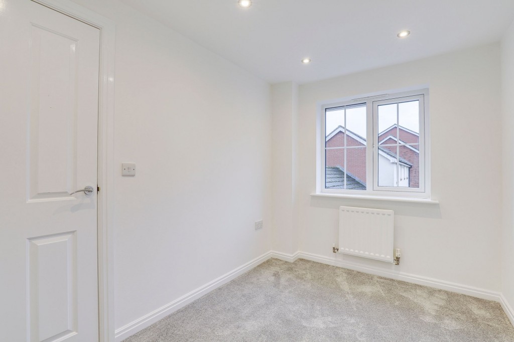 James Drive, Calverton, NG14