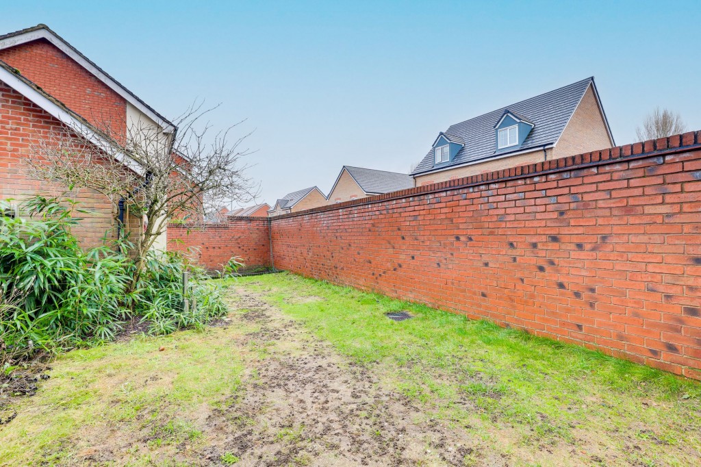 James Drive, Calverton, NG14