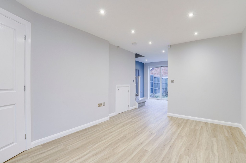 James Drive, Calverton, NG14