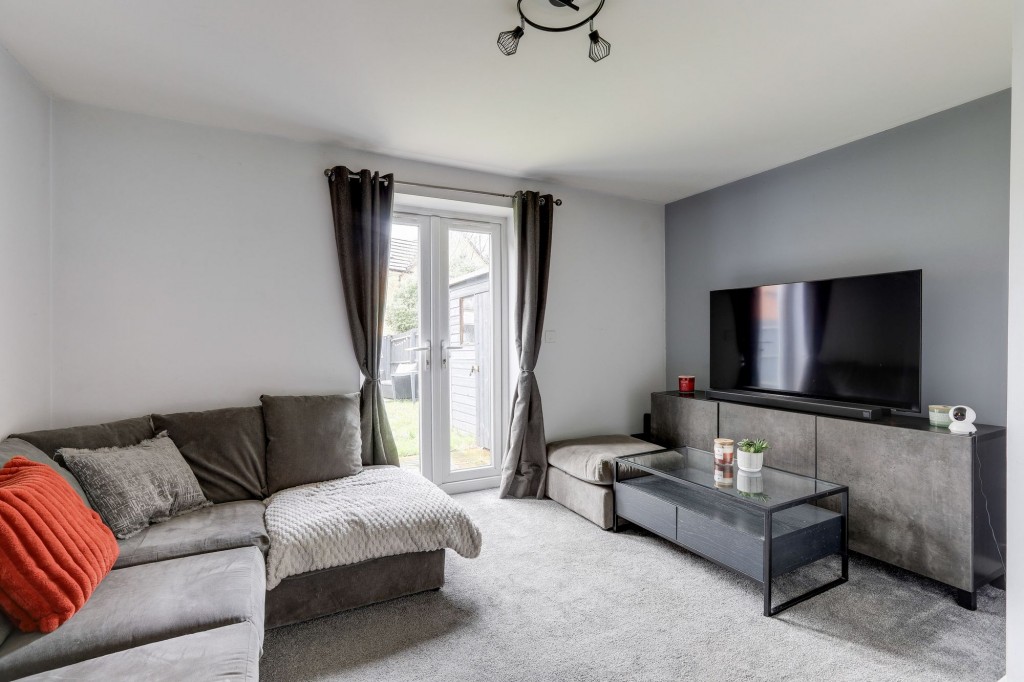 Glover Close, Annesley, NG15