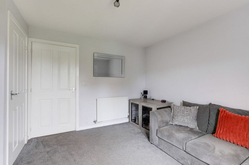 Glover Close, Annesley, NG15