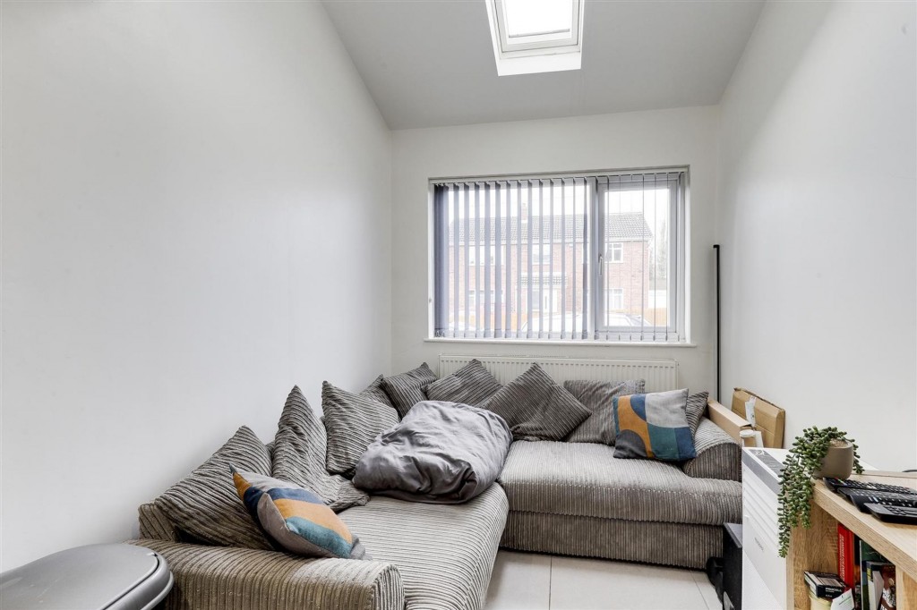 Lodge Farm Lane, Arnold, NG5