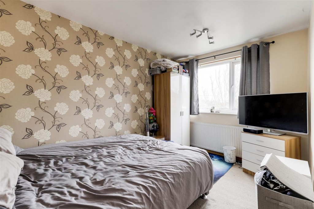 Lodge Farm Lane, Arnold, NG5