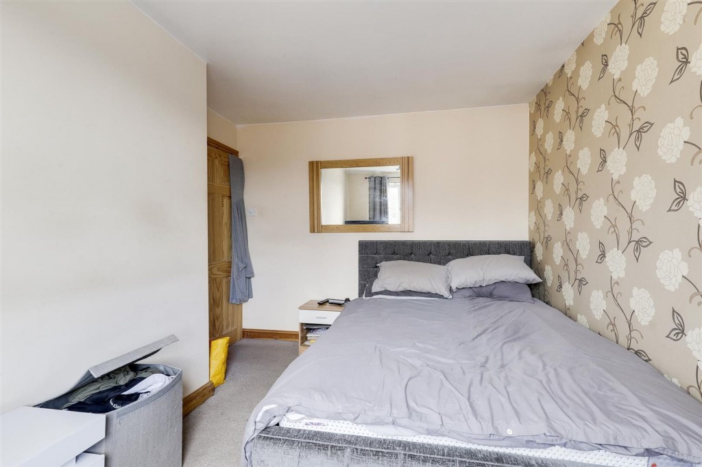 Lodge Farm Lane, Arnold, NG5