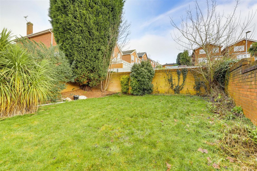 Lodge Farm Lane, Arnold, NG5